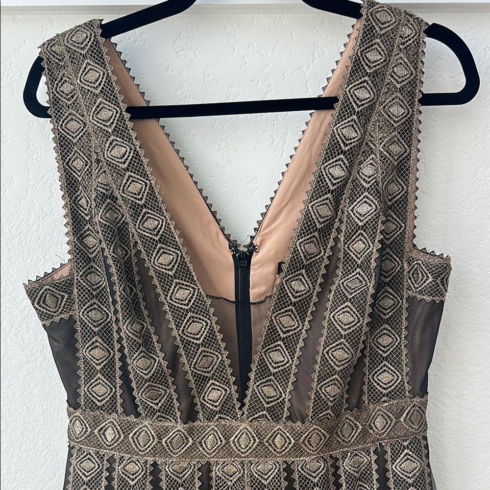 Elegant Geometric Patterned Dress